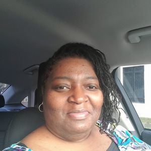 Meet your Posher, Cassandra